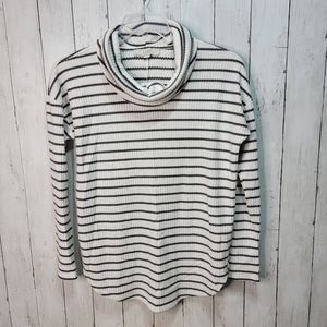 Loft Women's White Gray Stripe Cowl Neck Thermal Shirt Size Small.